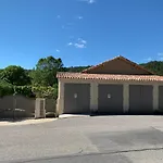 Clos Augusta 1 شقة ريز